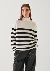 Patrick Assaraf Striped Boyfriend Turtleneck